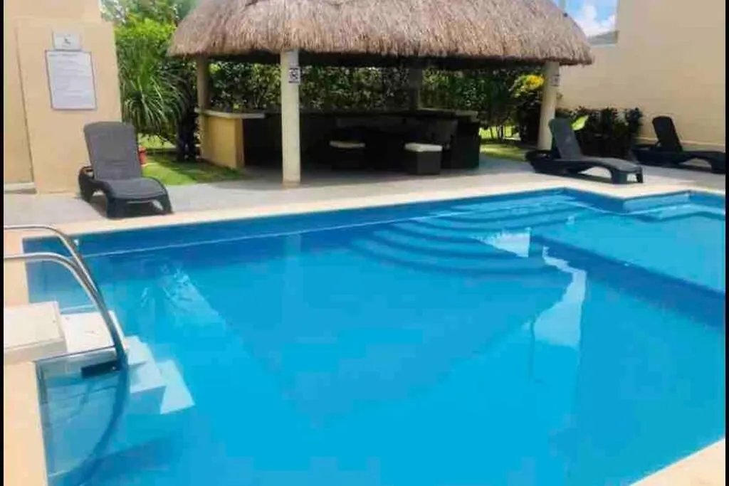 Bright Luxury Apartment With Swimming Pool location