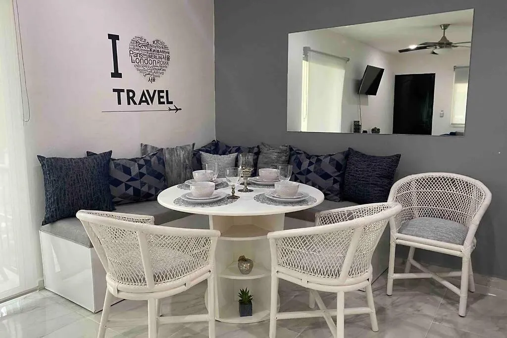 Bright Luxury Apartment With Swimming Pool Playa del Carmen Mexico